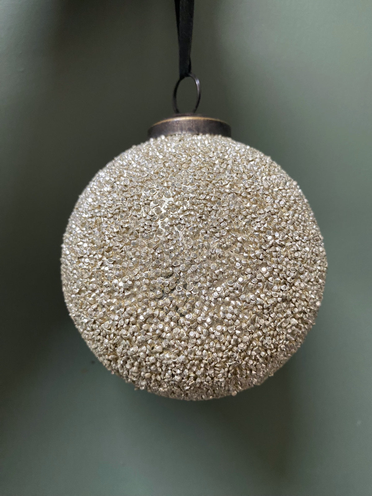 CHAMPAGNE TEXTURE GLASS BAUBLE