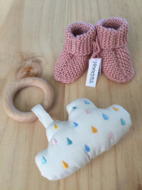 BUBS BEANIES & BOOTS - 0-6 MONTHS