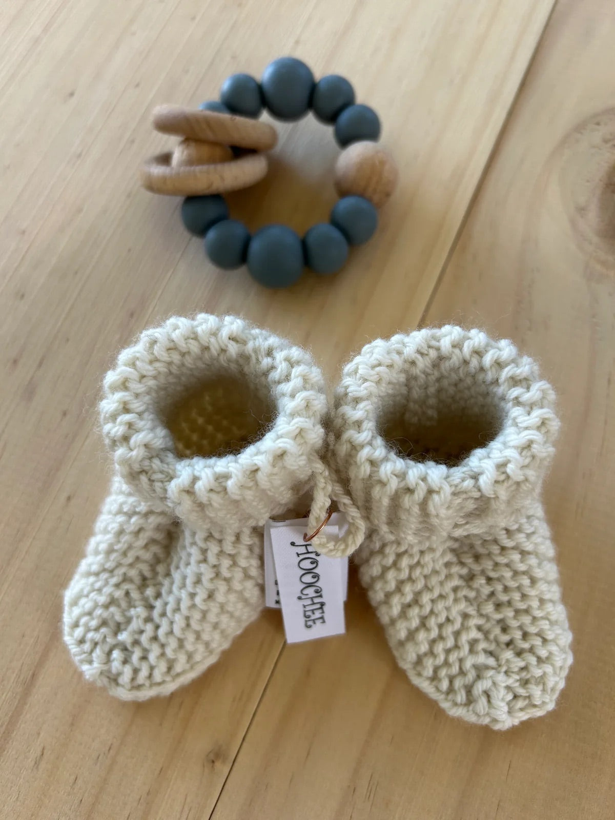 BUBS BEANIES & BOOTS - 0-6 MONTHS