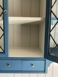 DISPLAY CABINET