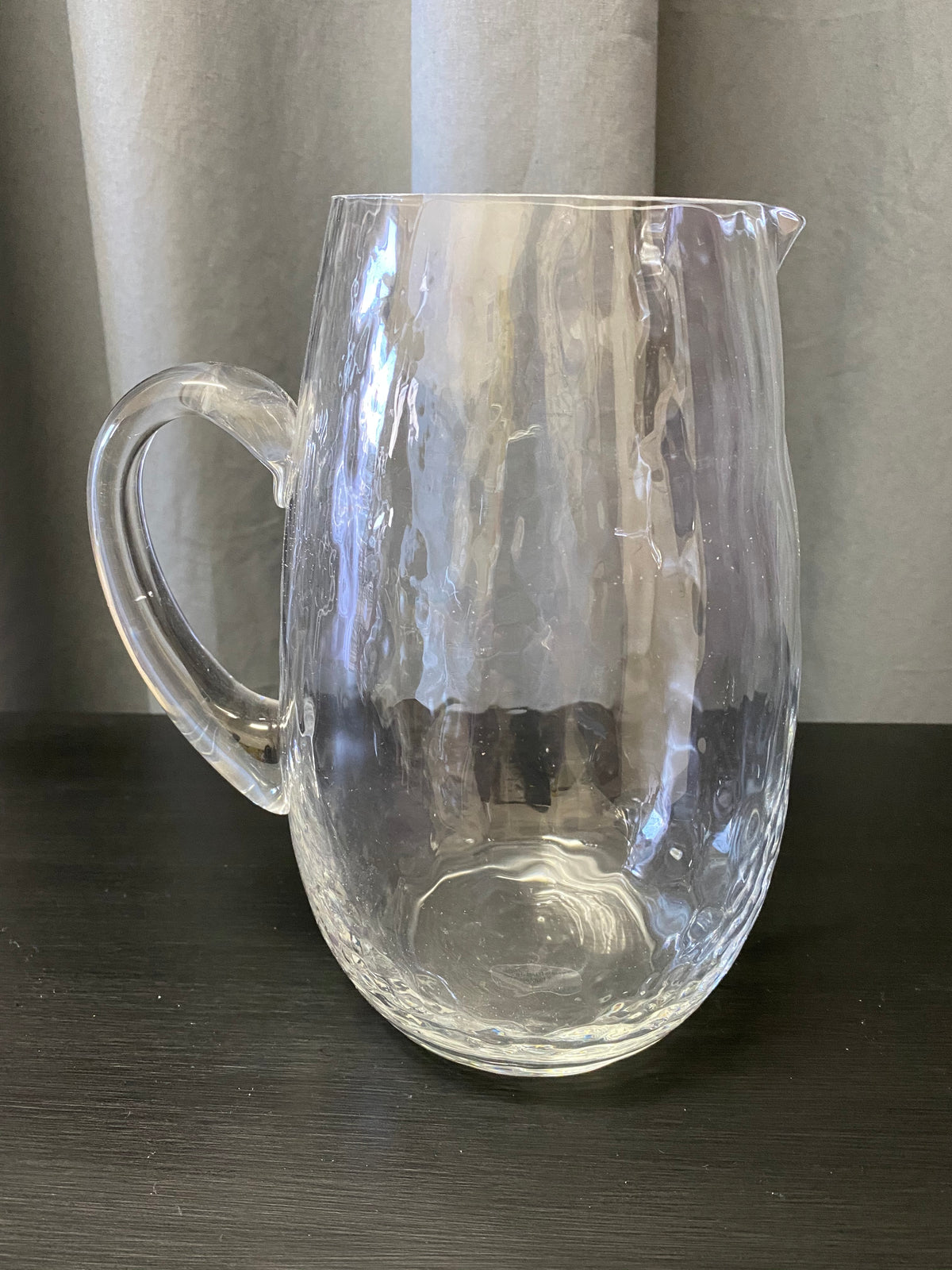 BROSTE HAMMERED CLEAR JUG & TUMBLERS