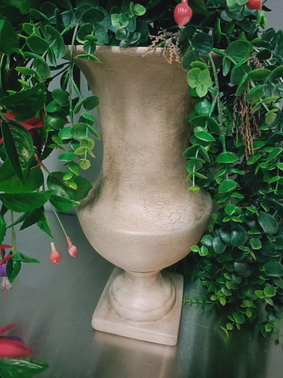 HAND-PAINTED CLASSICAL VASE
