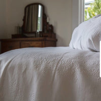 MARSEILLE WHITE PAISLEY BEDCOVER SET - MADE IN PORTUGAL