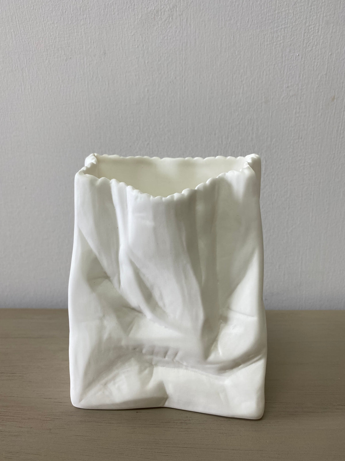PAPER BAG VASE - WHITE